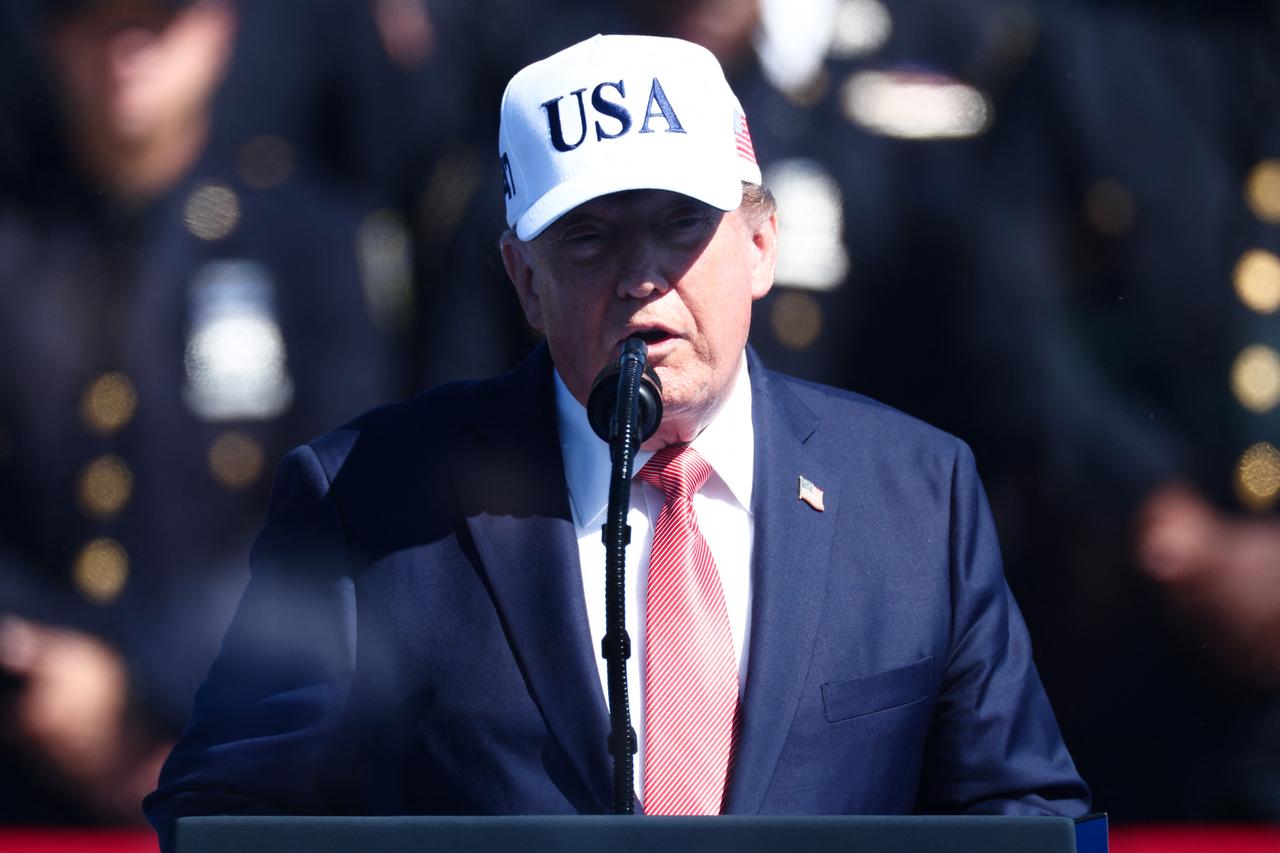 Trump did not oppose UK sanctions on Israeli settlements: Report