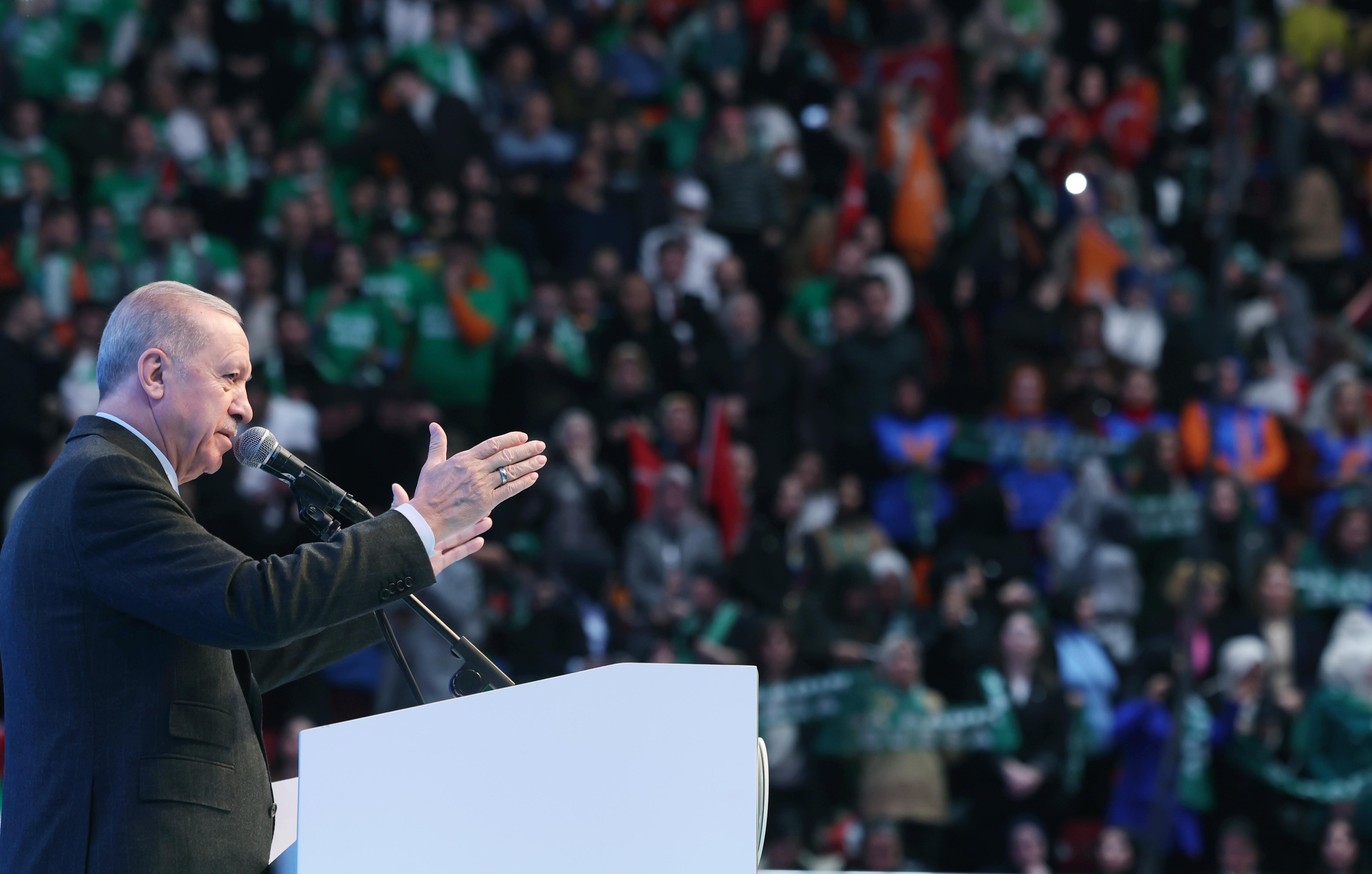 President Erdogan announced the visions of the party at the candidate presentation meeting