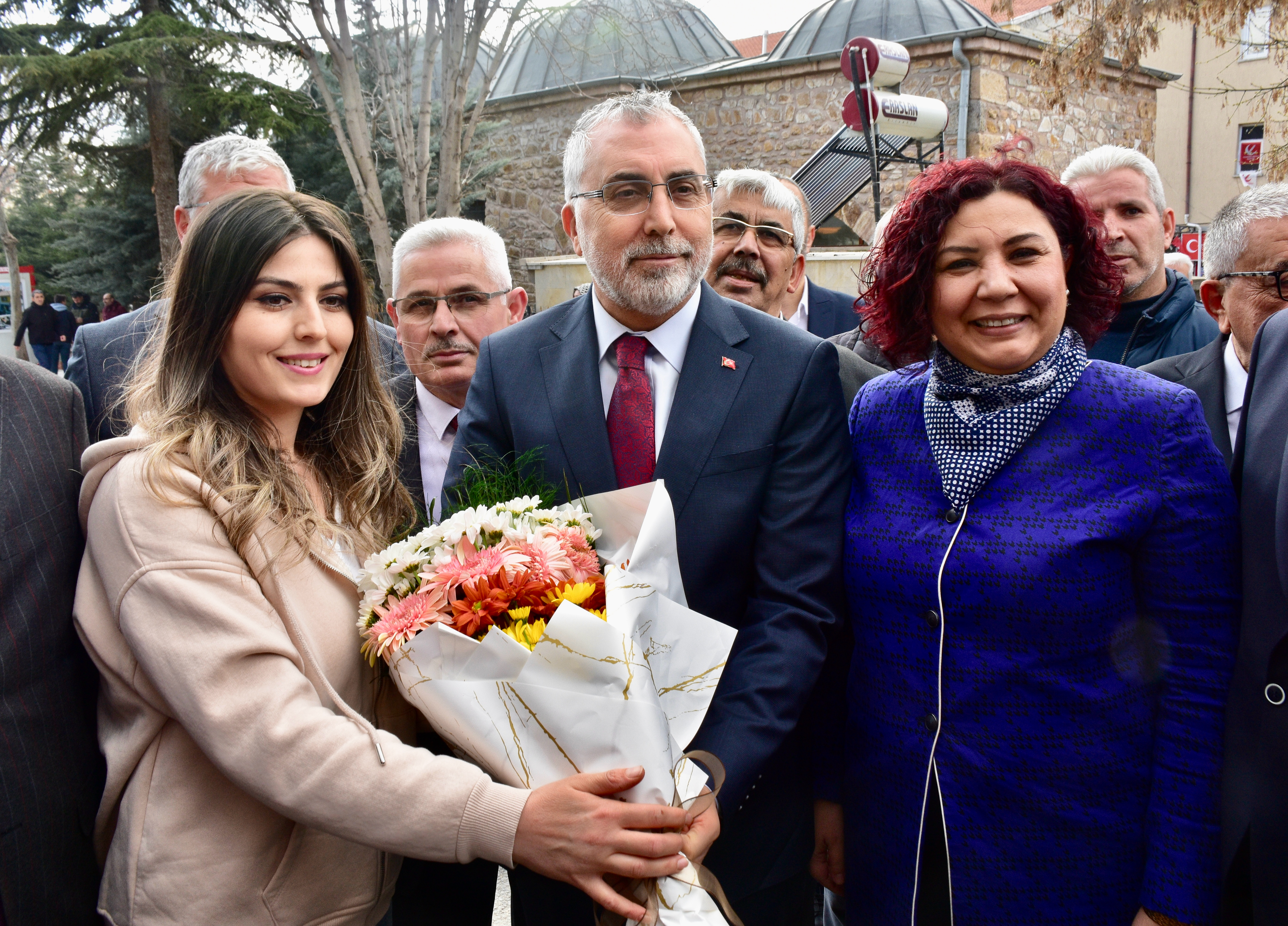 Minister Isikhan unveils extensive support measures for retirees
