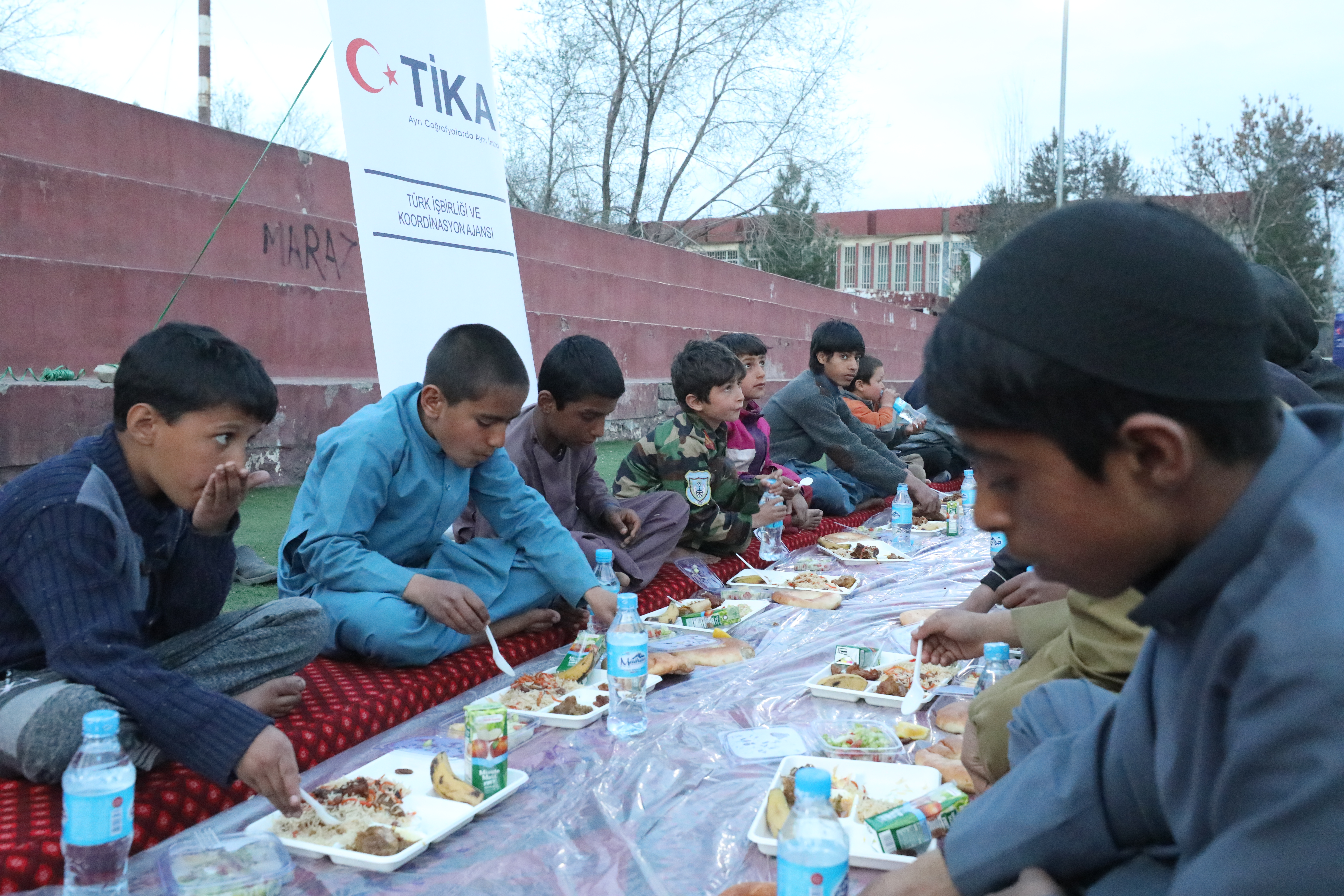 TIKA oganizes iftar programs for thousands in Afghanistan