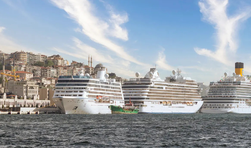 World's 3rd largest cruise ship arrives in Istanbul