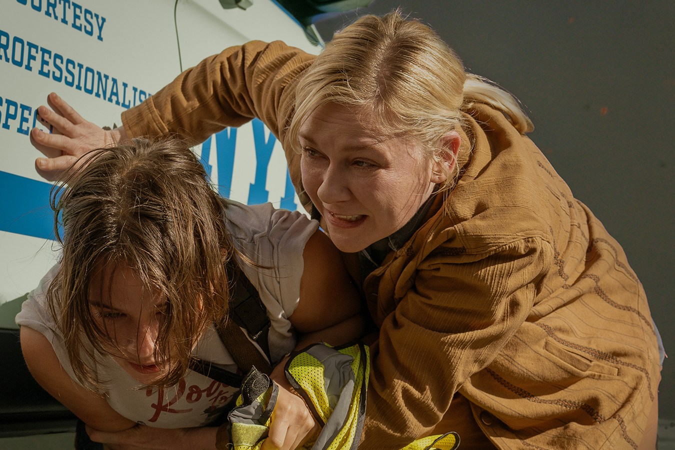 Witness dystopian nightmare of 'Civil War'