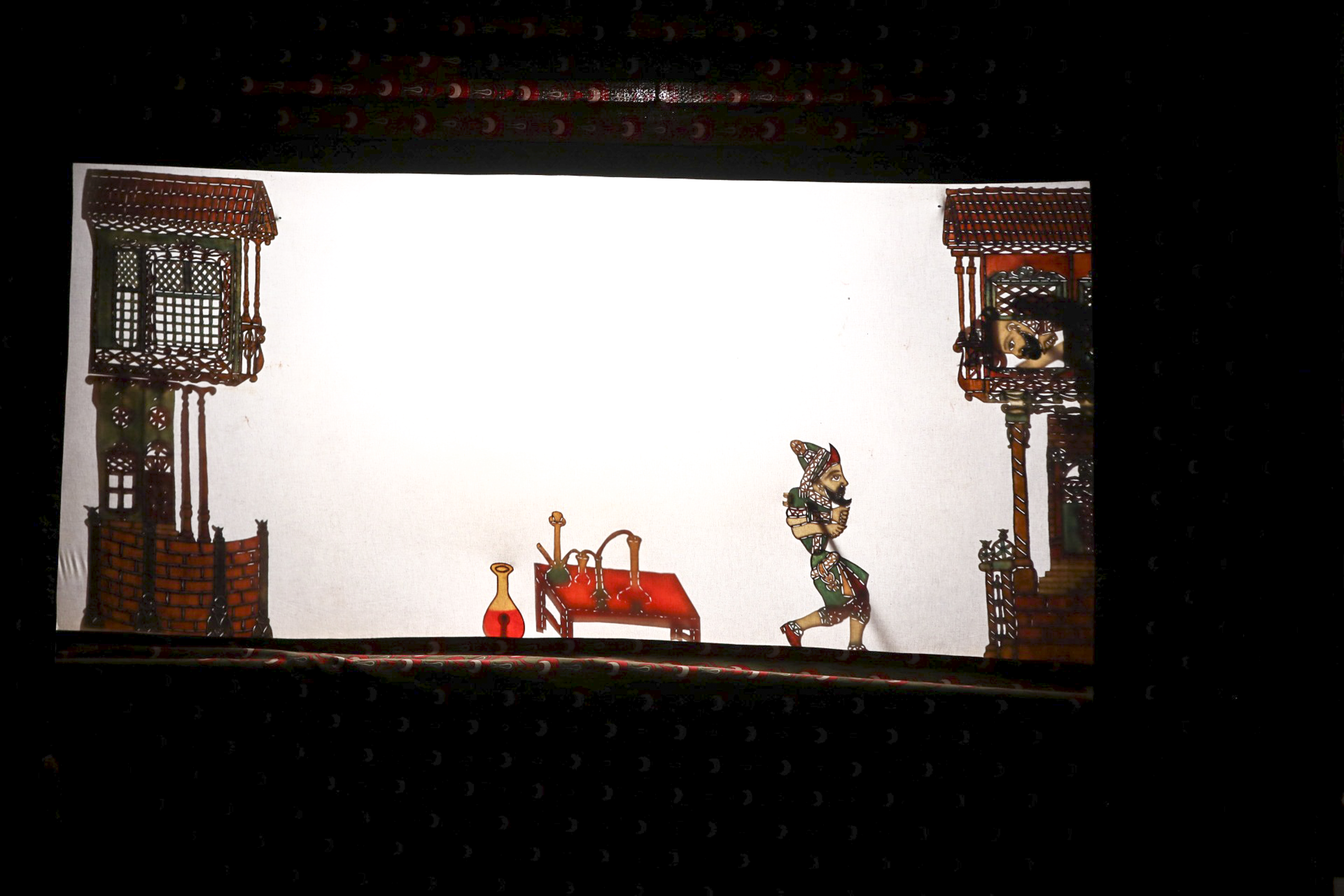 Children enjoy ‘Karagoz and Hacivat' shadow play in Russia