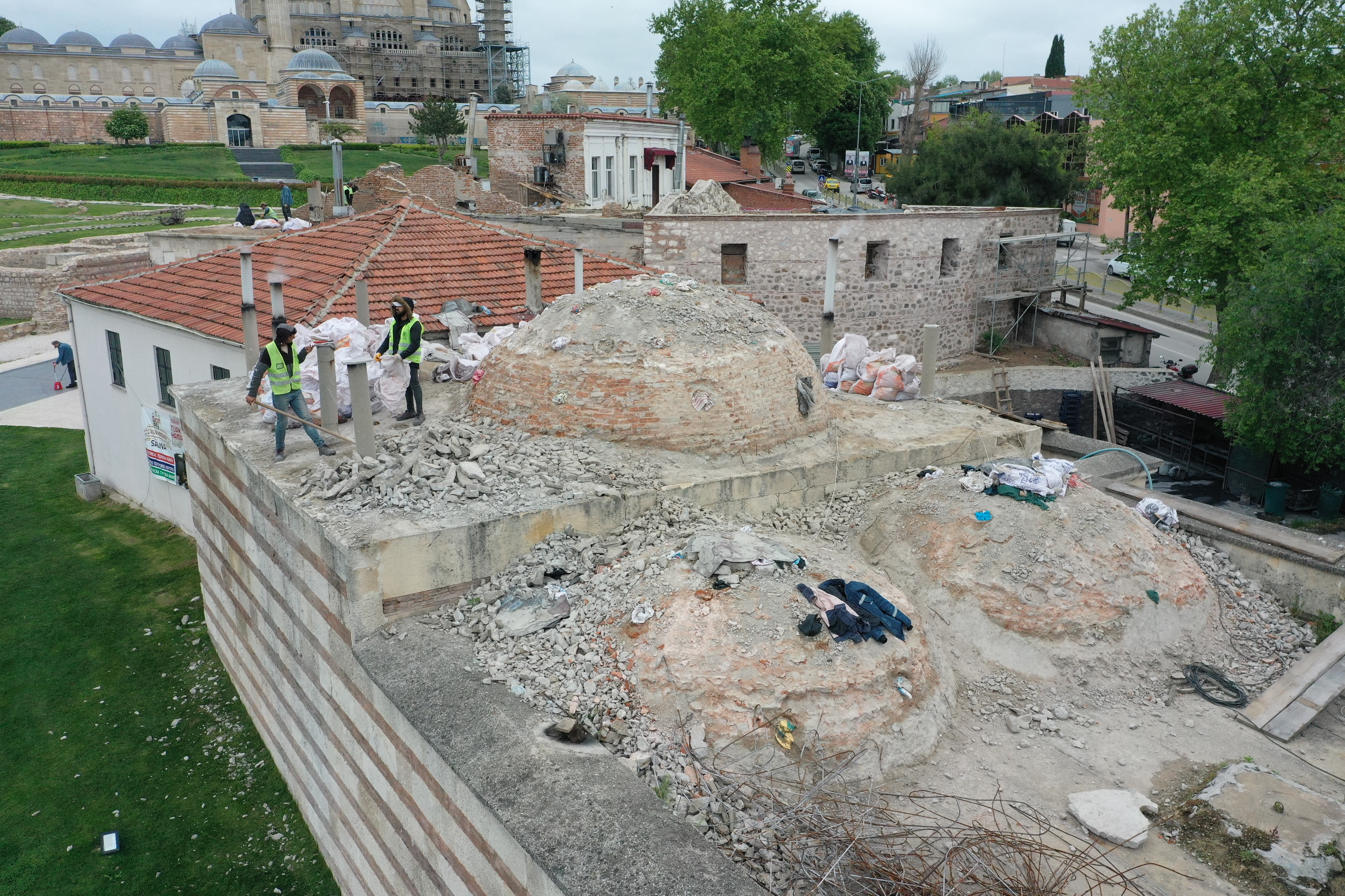 Restoration of Edirne's Ottoman-era Mezitbey bathhouse underway