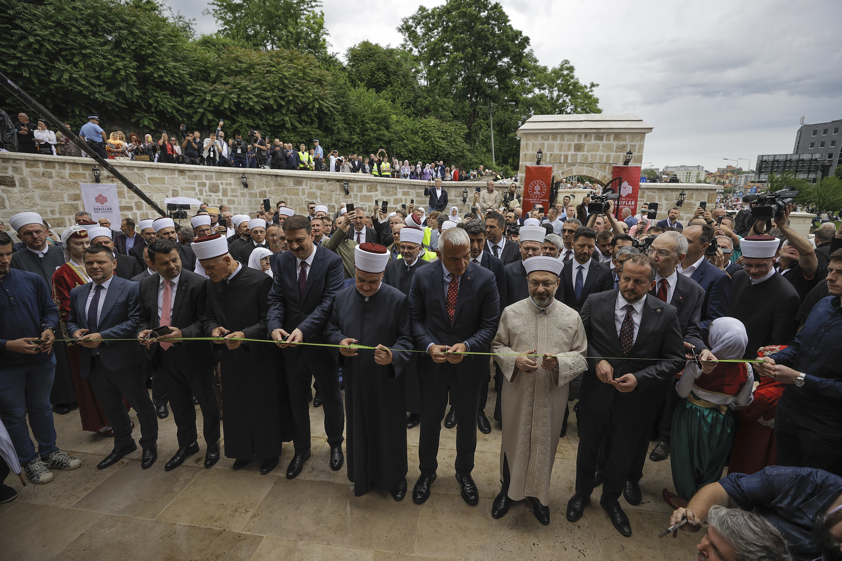 Culture minister Ersoy emphasizes unity at mosque ceremony in Bosnia