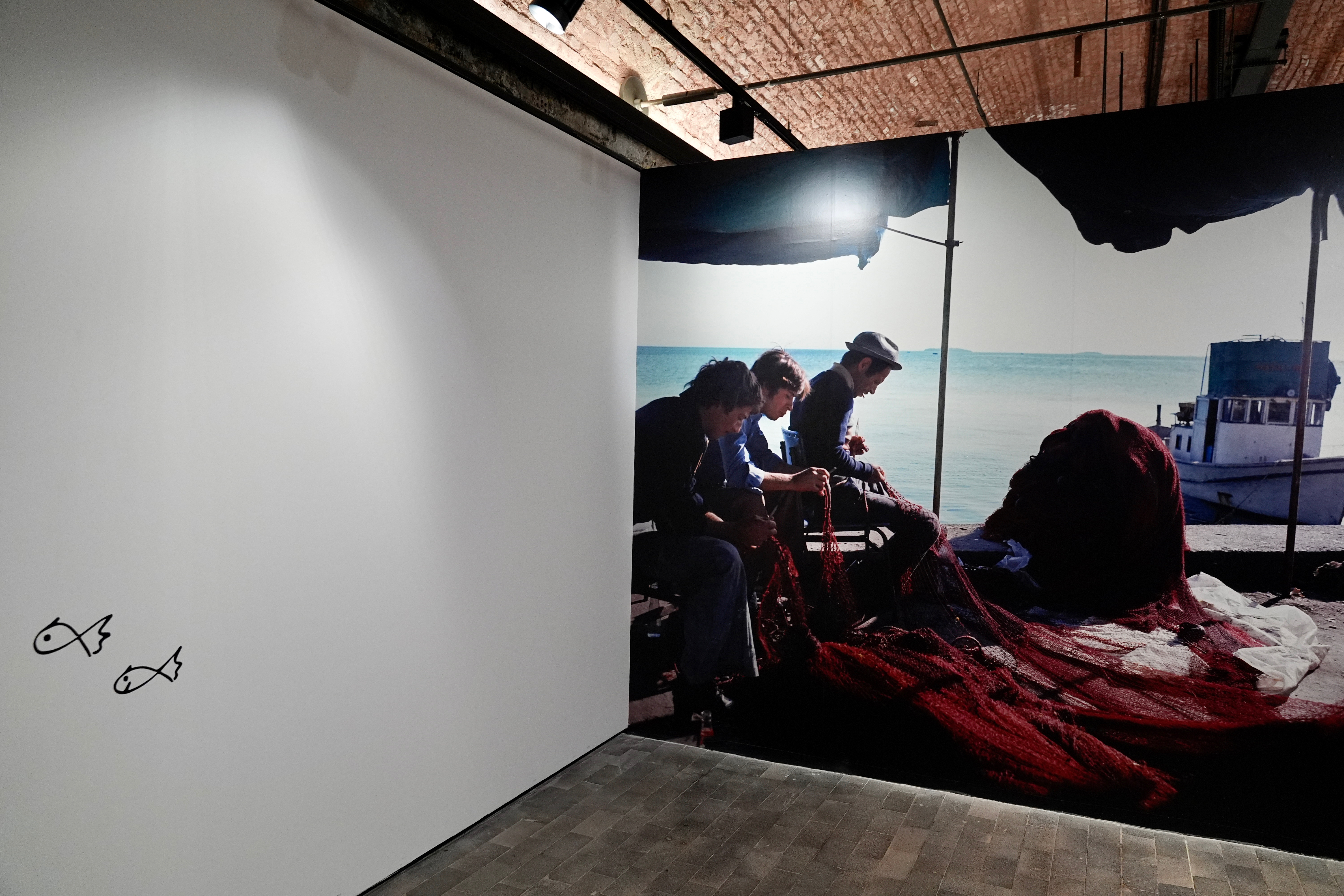Ara Guler's 'Kumkapi Fishermen' exhibition opens to visitors