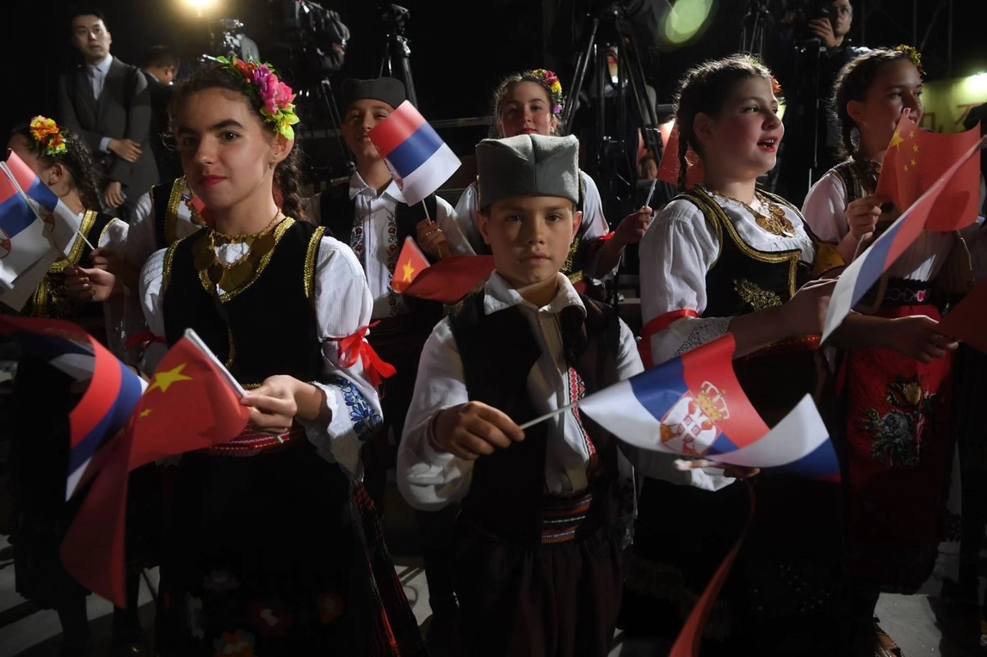 Chinese President Xi Jinping arrives in Serbia