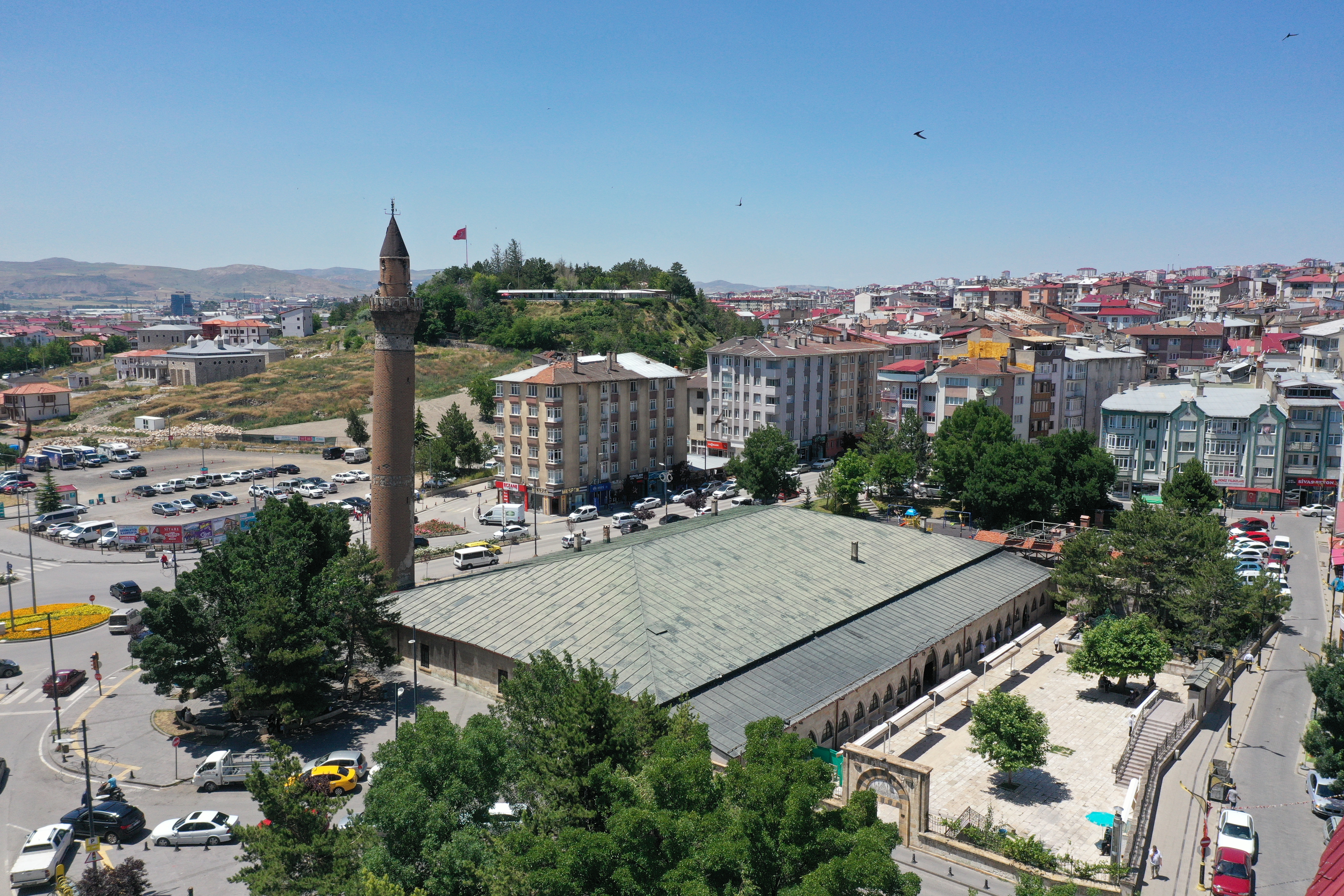 Restoration of 827-year-old Great Mosque in Sivas begins