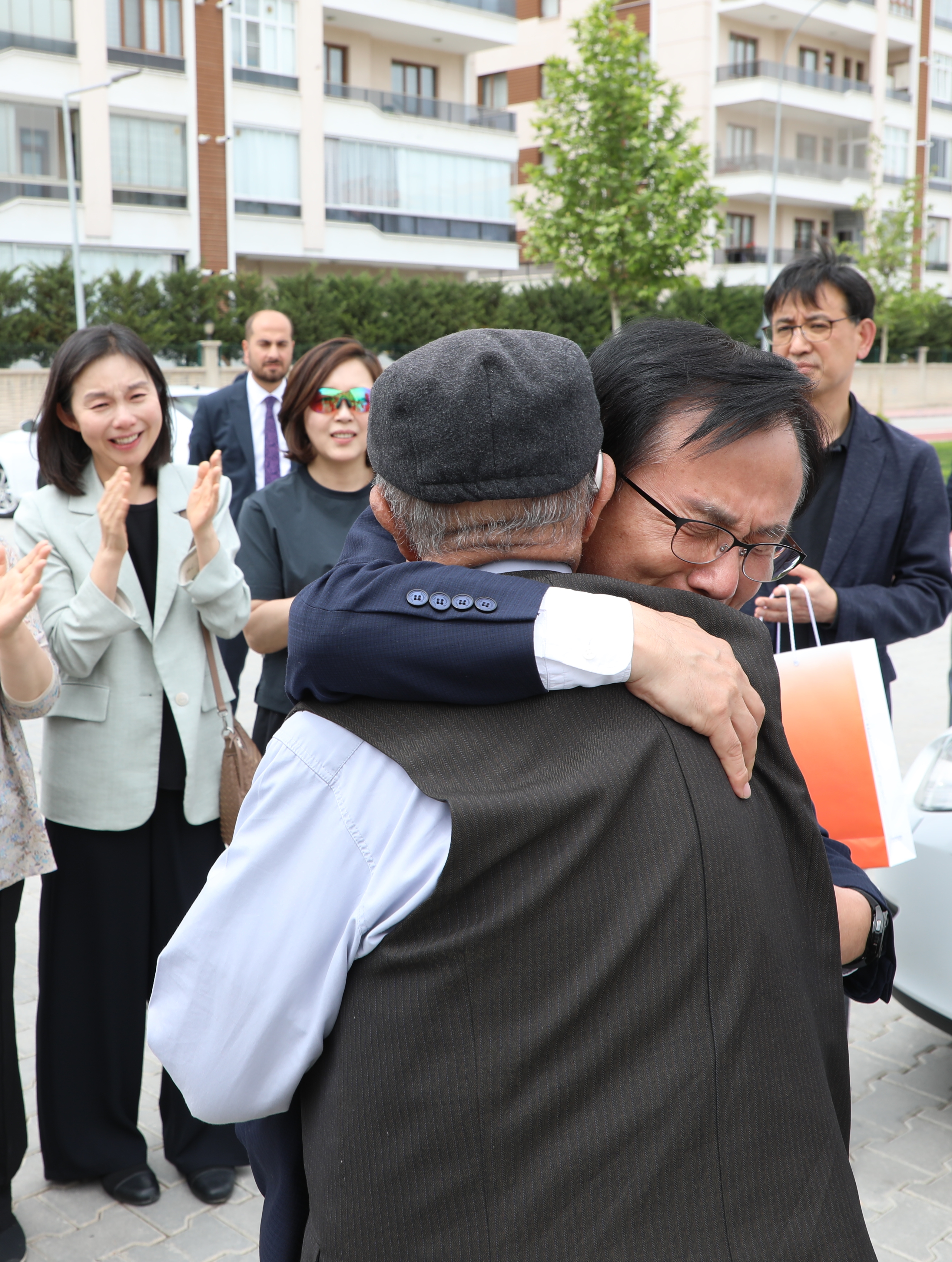 Korean delegation honors war veteran Ihsan Damdam in Konya