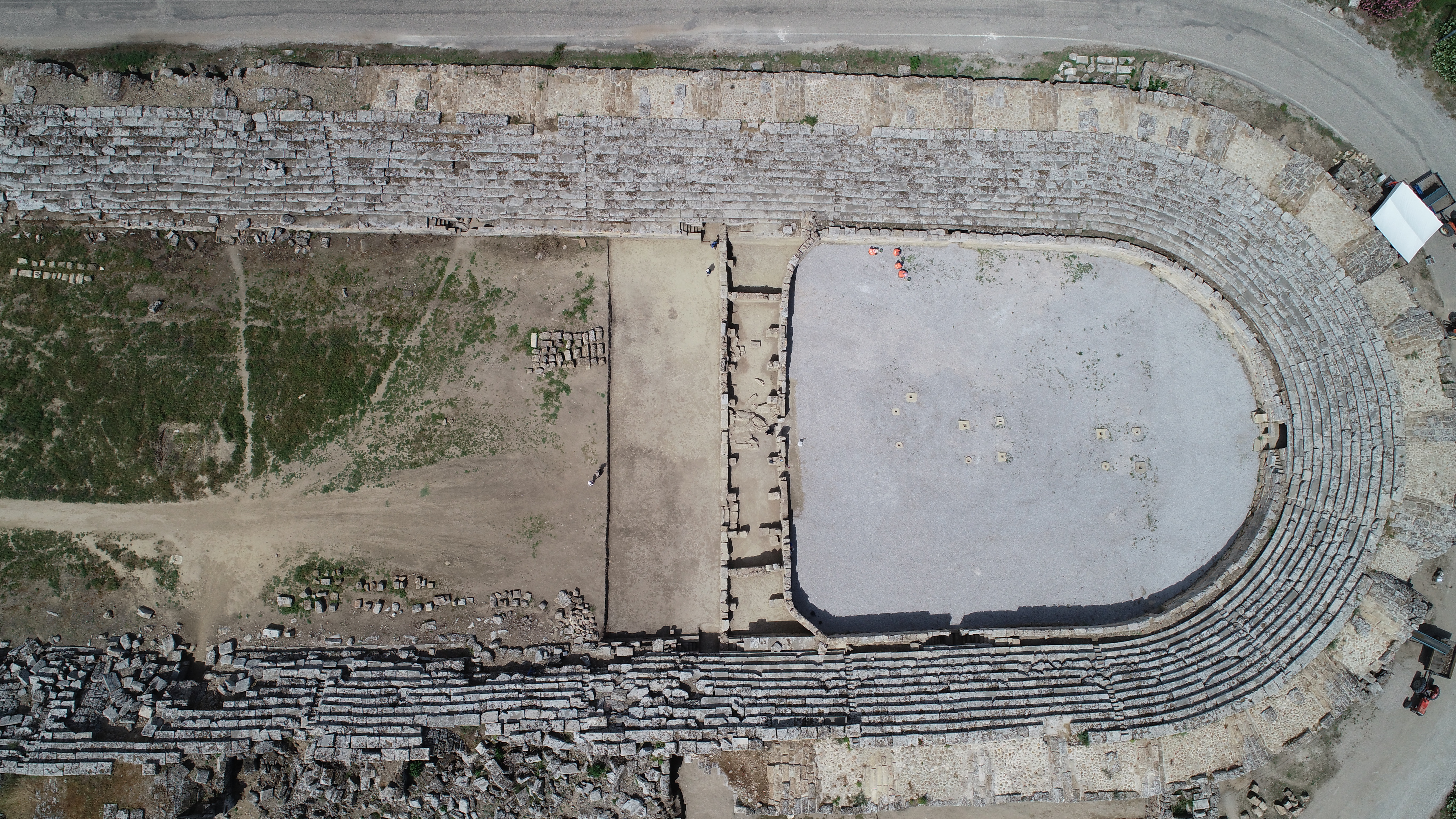 Perge excavations uncover Roman-era splendor in 5,000-seat stadium