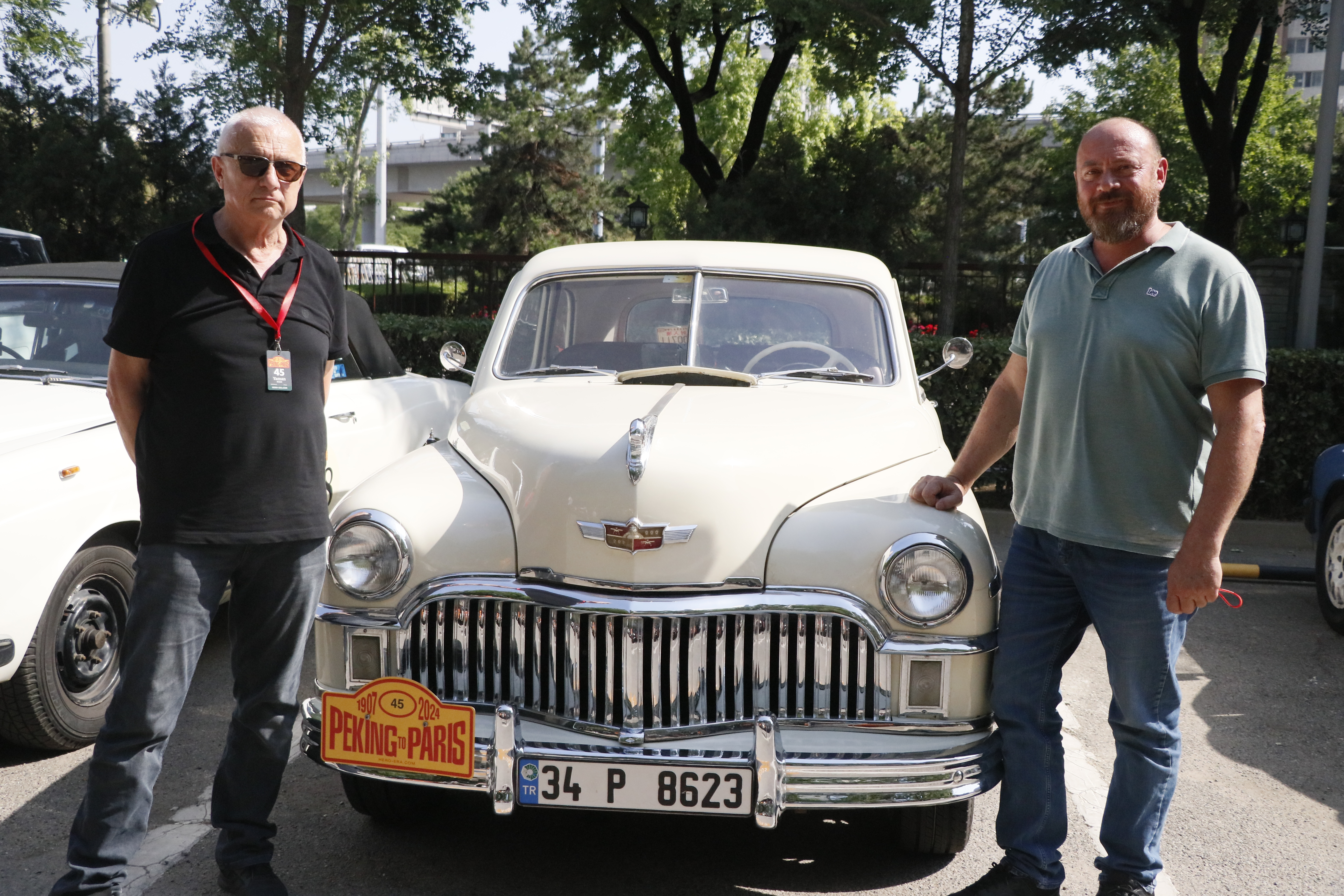 Turkish teams compete in Beijing-Paris rally