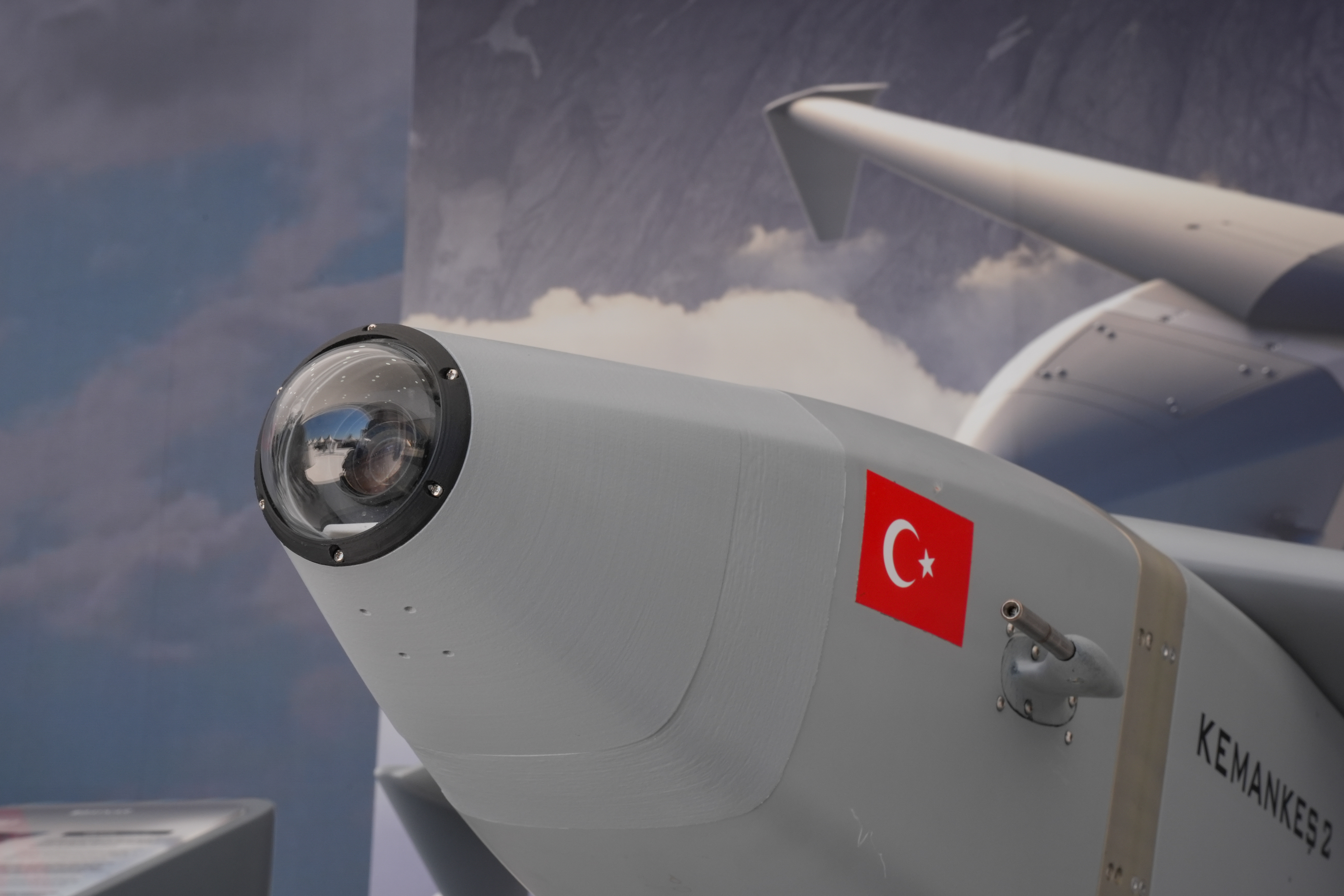 Izmir exhibition highlights Türkiye's defense advancements in cutting-edge tech